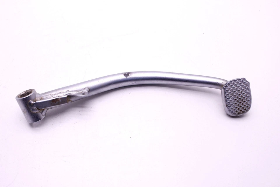 Kawasaki KZ650B Z650 1979 pedal de freno trasero derecho 43001-1009 R10.BX6 Foto 2 de 4