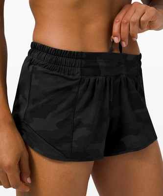 NEW LULULEMON Hotty Hot 2.5\