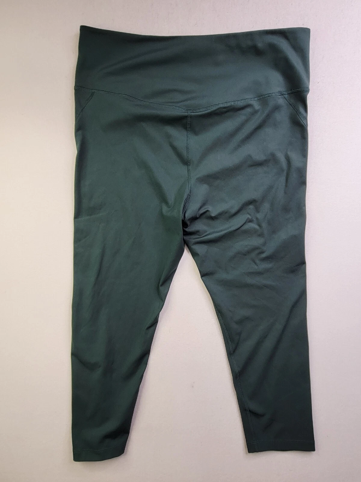 girlfriend-collective plus athletic cropped gym leggings
