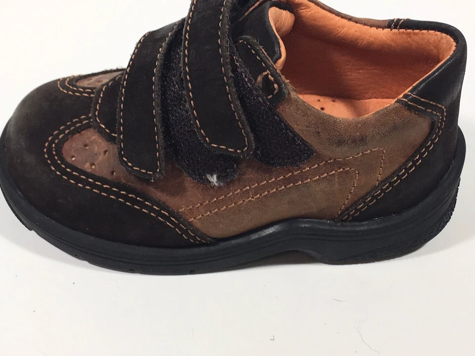 Zapatos Umi marrón niño talla 5/20 Foto 4 de 4