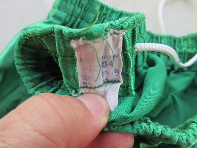 Short HEURTEFEU vintage nylon vert année 80 sport brillant satin France