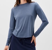 NWOT Women s Johnnie-O Course Performance Long Sleeve T-Shirt Sea Blue Medium