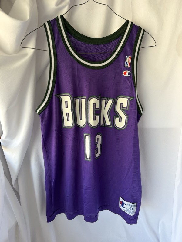 Vintage Champion NBA Jersey Milwaukee Bucks #13 Glenn Robinson sz 44 Purple