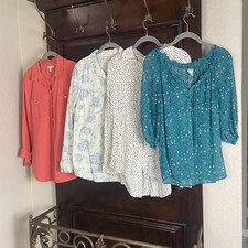 LOT OF 4 Women's Medium Tops Blouses Old Navy Jane & Delancy Cottagecore