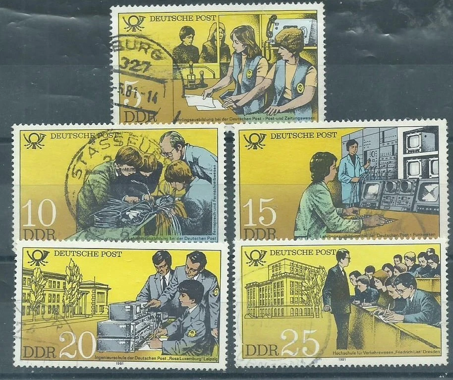 Dispoliste de timbres de l'ALLEMAGNE ORIENTALE ( R.D.A.) N° 9 - Collection
