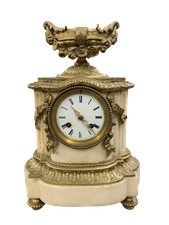 Antico orologio Luigi XVI marmo bianco e bronzo dorato XIX secolo.
