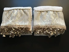 2 Croscill Home Plush Terry Guest Bath Hand Towels Embellished Tassels 28" x 16"