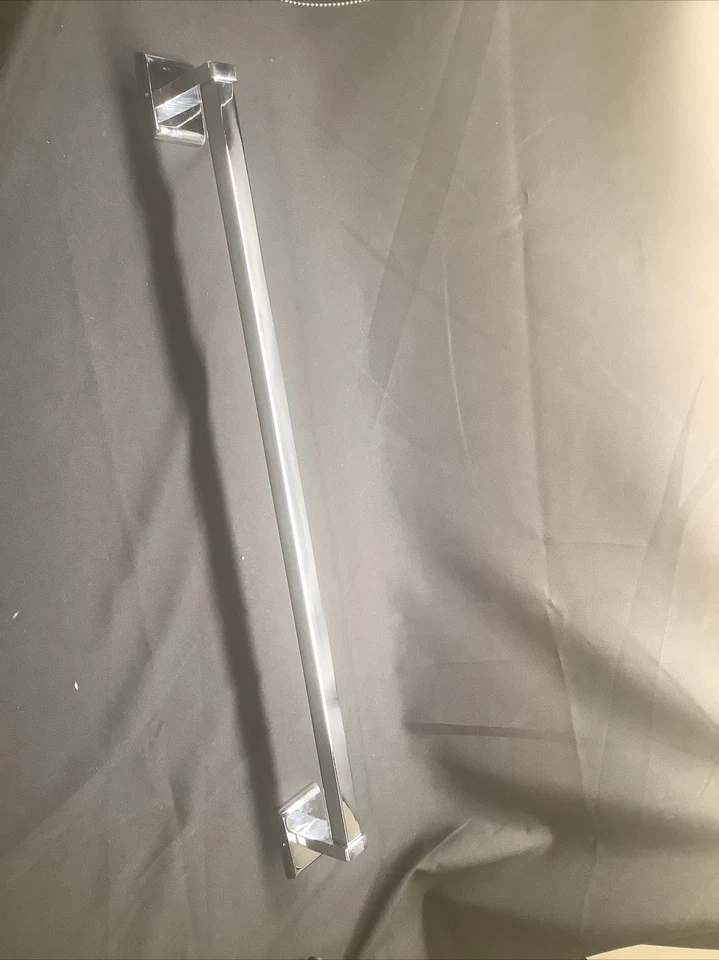 毛巾条 24 英寸美国标准铬 6070024mx.002 F4 — 第 2/3 张图片