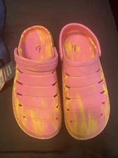 NWT Rugged Shark Women's Size 9 Pink Two Tone Slip on Rubber Clog Shoes