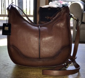 frye lucy crossbody cognac