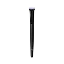 Image of e.l.f. Tap & Blend Concealer Brush Covers Blemishes & Dark Spots for an Airbrus