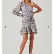 Astr One Shoulder Long Sleeve Dress Tiered Medium Lavender Floral