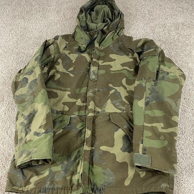 Cold Weather Military Parka Jacket Size Medium M81 Woodland Camo Field R4