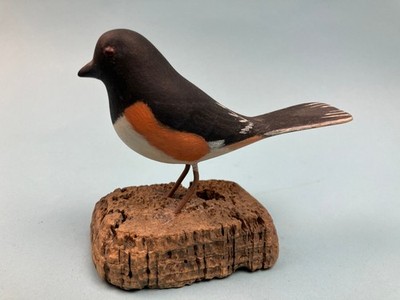 Male Towhee carving by Florence E Johnson, 1977, Quissett MA, Cape Cod