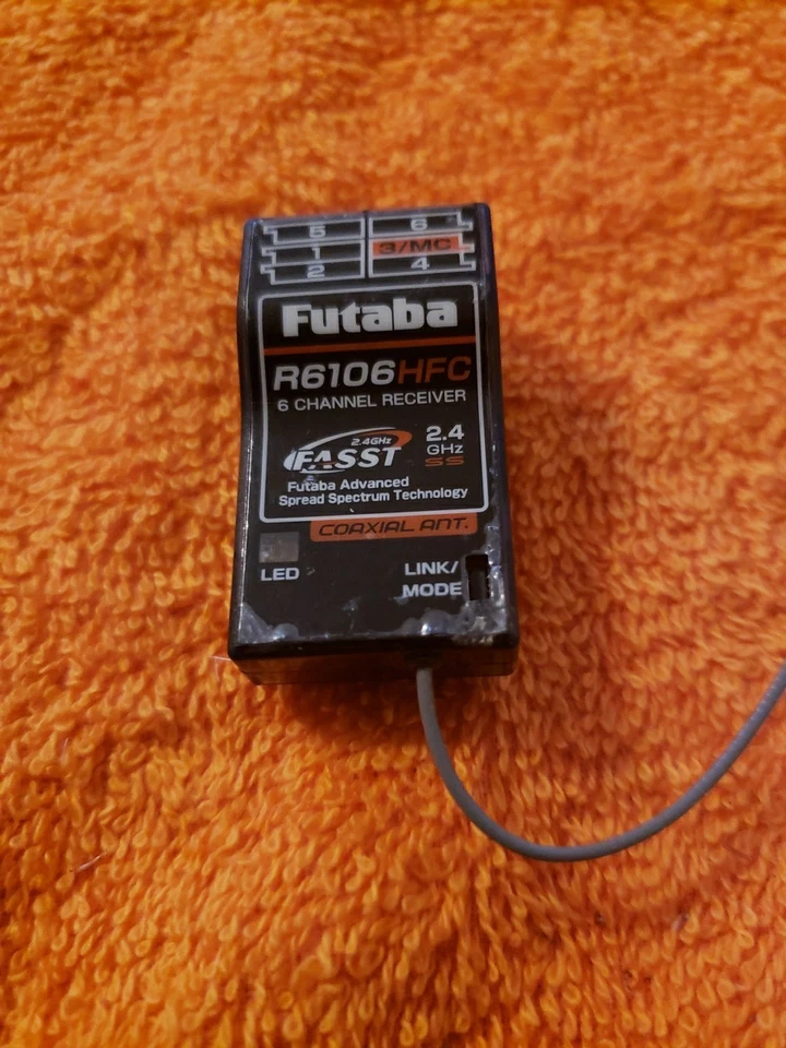 Futaba Receiver - 6 Channel R6106HFC FASST technology Rx -  JT25 - Image 3 of 4