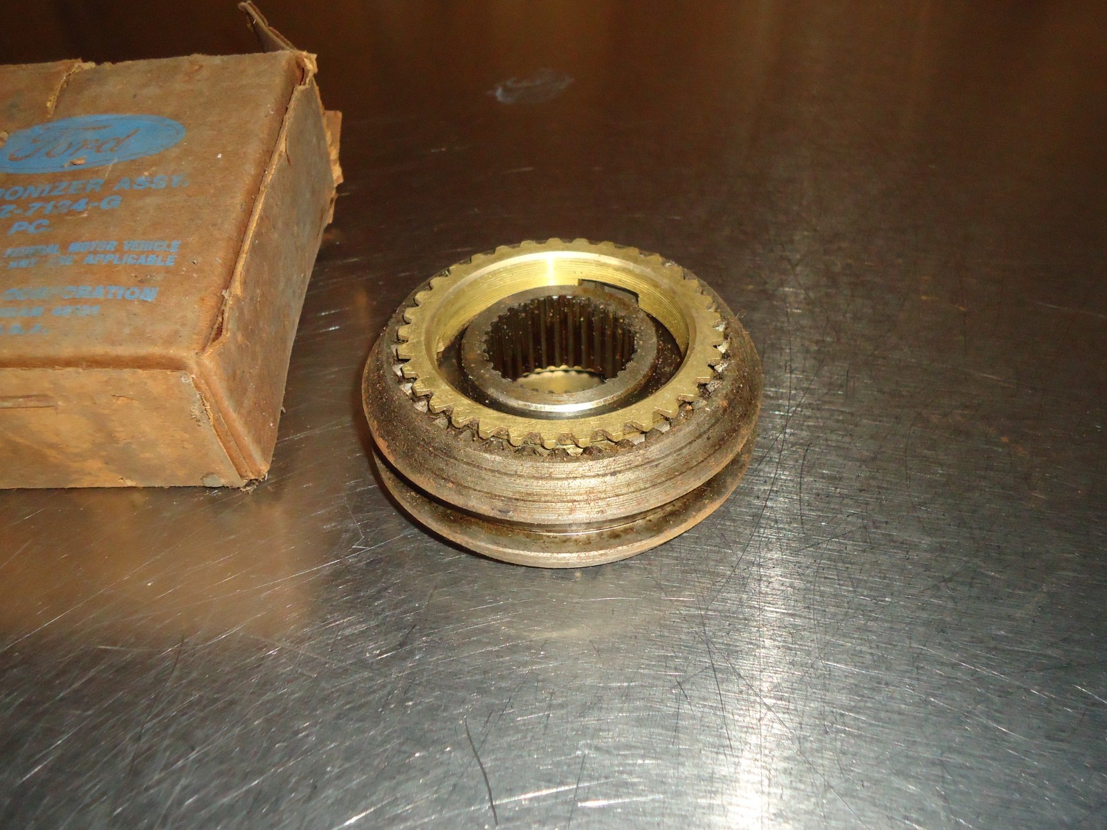 New NOS Ford 3-Speed Transmission Synchronizer C8TZ-7124-G Mustang Truck Mercury