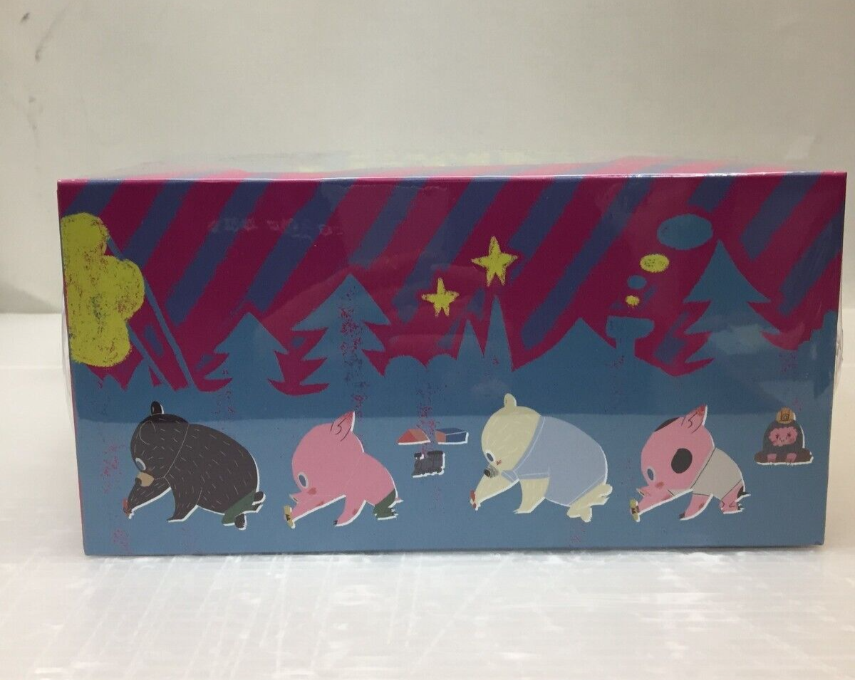 Green Cow Garden Mini Figure Collection By Kohei Ogawa box