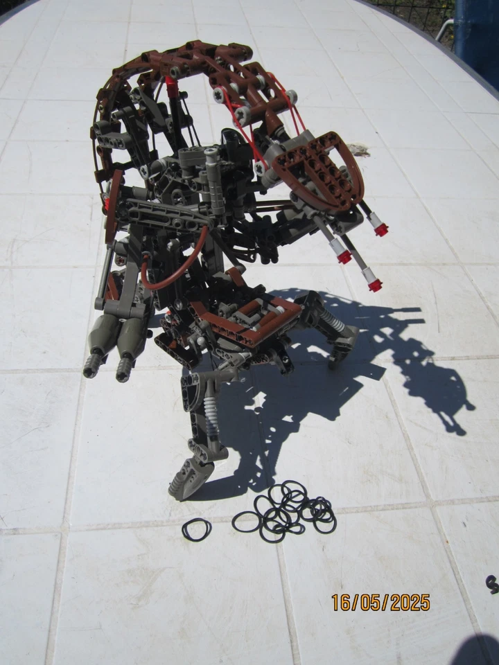 LEGO Technic 8002 Destroyer Droid, photo 3 sur 5