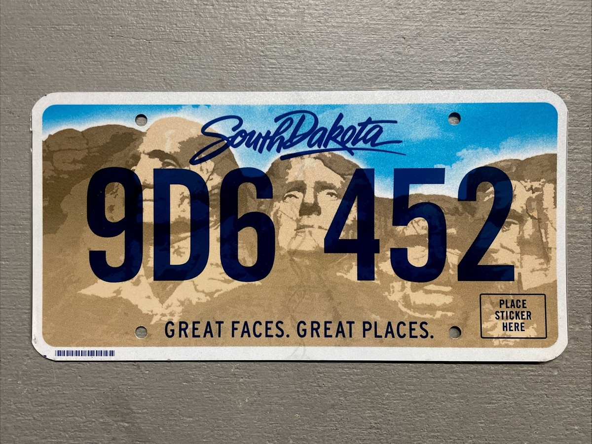 SOUTH DAKOTA LICENSE PLATE MOUNT RUSHMORE RANDOM LETTERS/NUMBERS