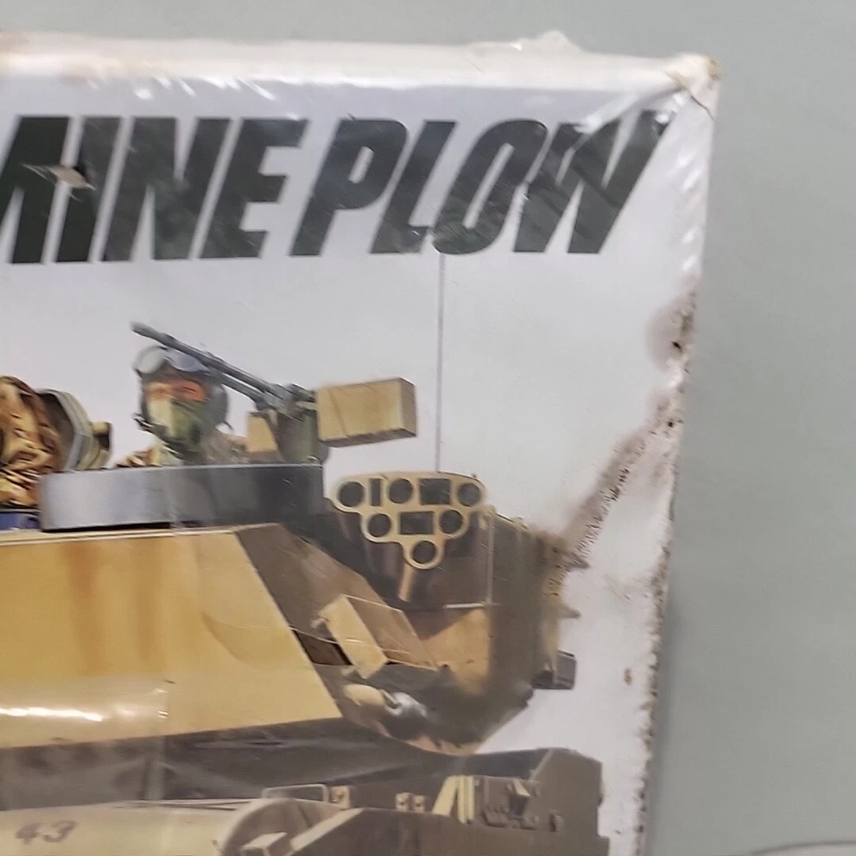 Tamiya 1/35 M1A1 Abrams Mine Pliw Tank *READ DESCRIPTION* Never Used - Image 3 of 4