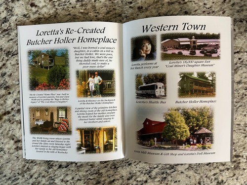 RARE Loretta Lynn - The Cinderella Story Book, MINT! - Picture 4 of 6