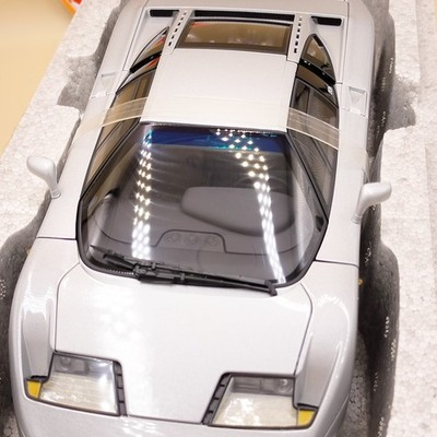 AUTOart 1/18 Bugatti EB 110 GT EB110 Silver 70979 diecast model