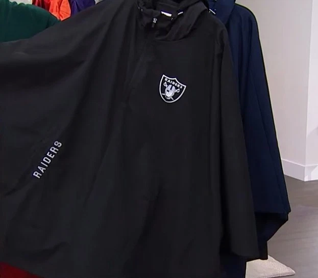 NFL Las Vegas Raiders Jacket Poncho Size Medium NEW QVC By Tony Gonzalez - Image 2 of 4