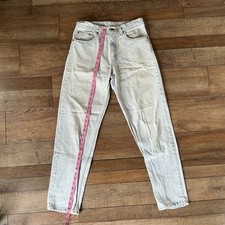 VINTAGE Levi's 550 Men's Jeans Size 32x32 Light Wash USA Made Button Fly 16A1