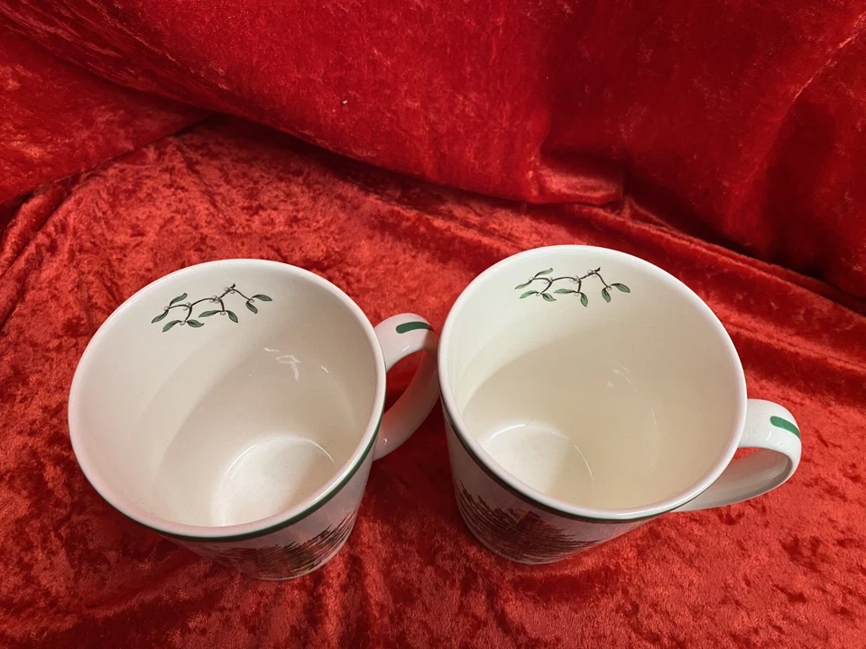Spode - Christmas Tree Large 12oz Mugs set of 2 - Image 3 of 4
