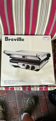 Breville Ikon 1800W Contact Grill, Removable Non-Stick Plates, Temp Control