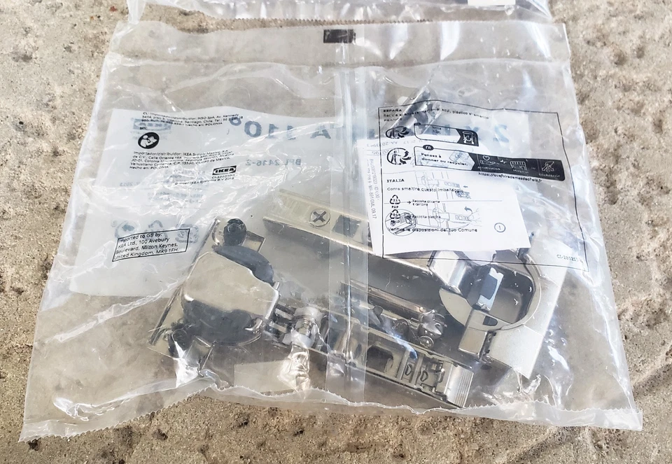 Nuevo IKEA UTRUSTA 2x Bisagras 110° Grados para Puertas de Armarios 404.017.84 Foto 3 de 3