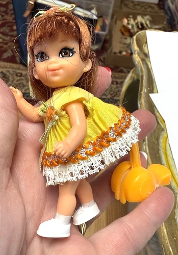 VINTAGE MATTEL LIDDLE KIDDLES SHEILA SKEDIDDLER DOLL W SHOES & PUSHER