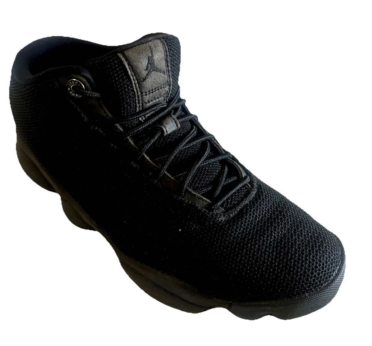 Nike  Air Jordan Men 9.5 Horizon Triple Black Basketball Sneakers 845098-010 Nike Air Jordan Horizon Low Back Basketball Shoes 845099-010  main image 2