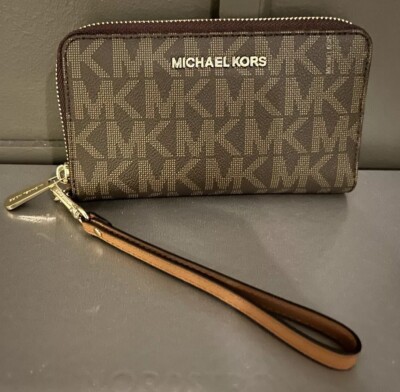 Micheal Kor JET SET Wallet Large Phone Case NWT brown Wristlet acorn FREE SHIP