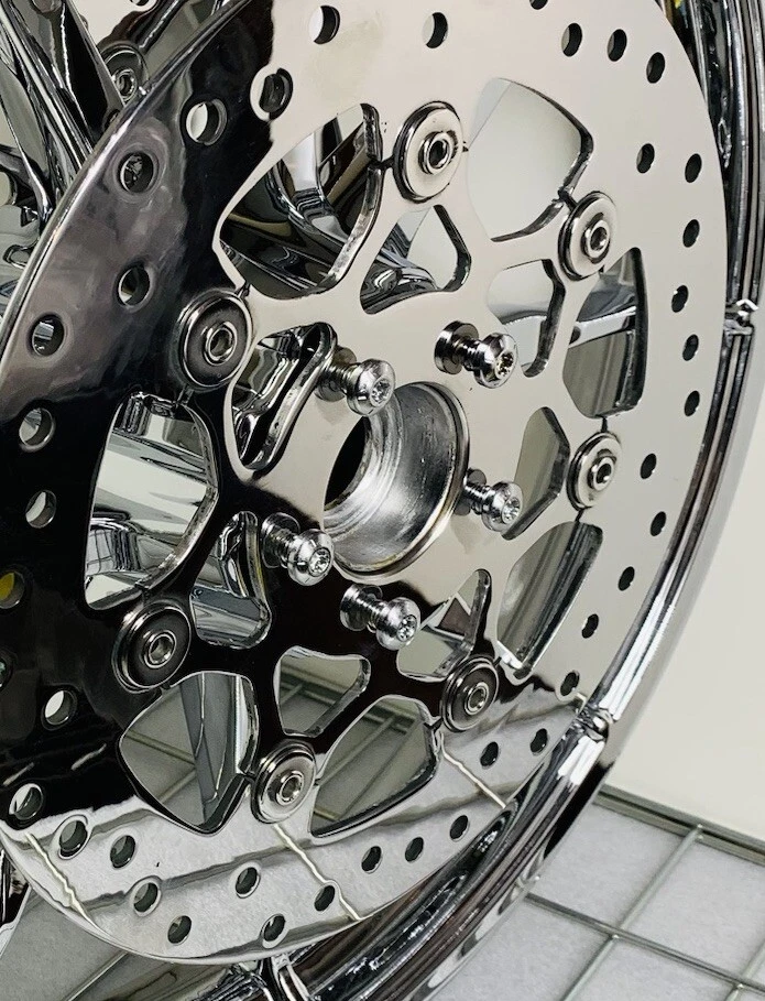 Harley 43300462 Low Rider FXLR CHROME FRONT single disc 2018 -20 wheel EXCHANGE - Image 3 of 4