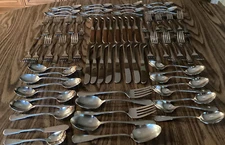 ONEIDA 16 PLACE SETTING+ 7 Serving pcs MINUTE  MAN COLONIAL BOSTON (87pcs) Satin