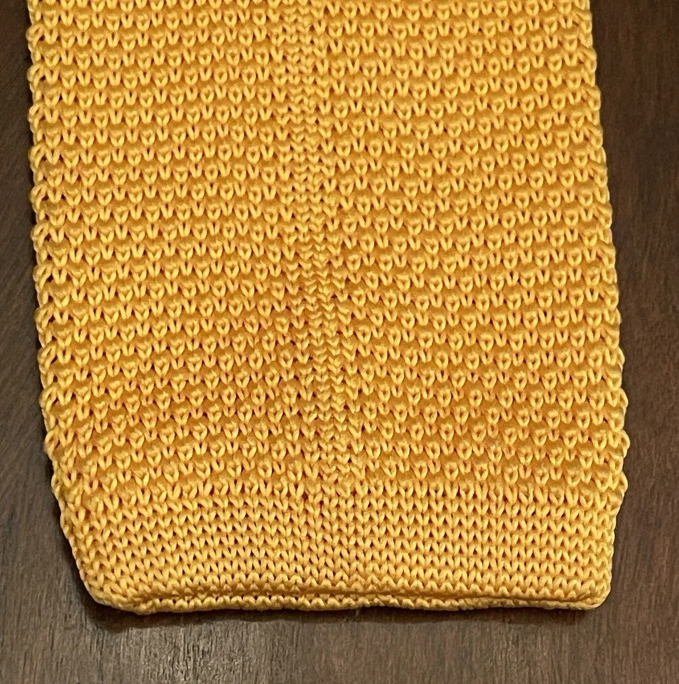 Corbata Birmania Bibas tejida dorada hecha a mano 100 % poliéster para hombre hecha en China Foto 2 de 4