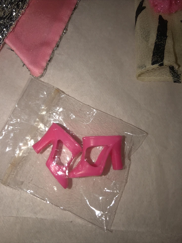 #1874 VESTIDO BARBIE VINTAGE "FAB CITY" ESTOLA Y TACONES DE 1969 Foto 3 de 4