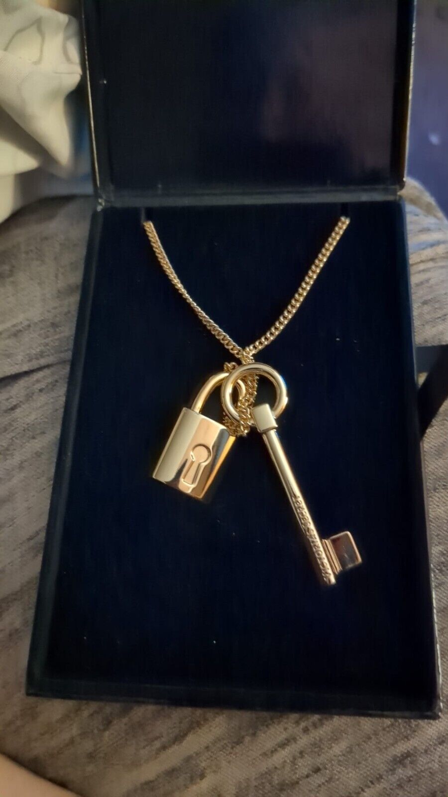 Picture 2 of 2