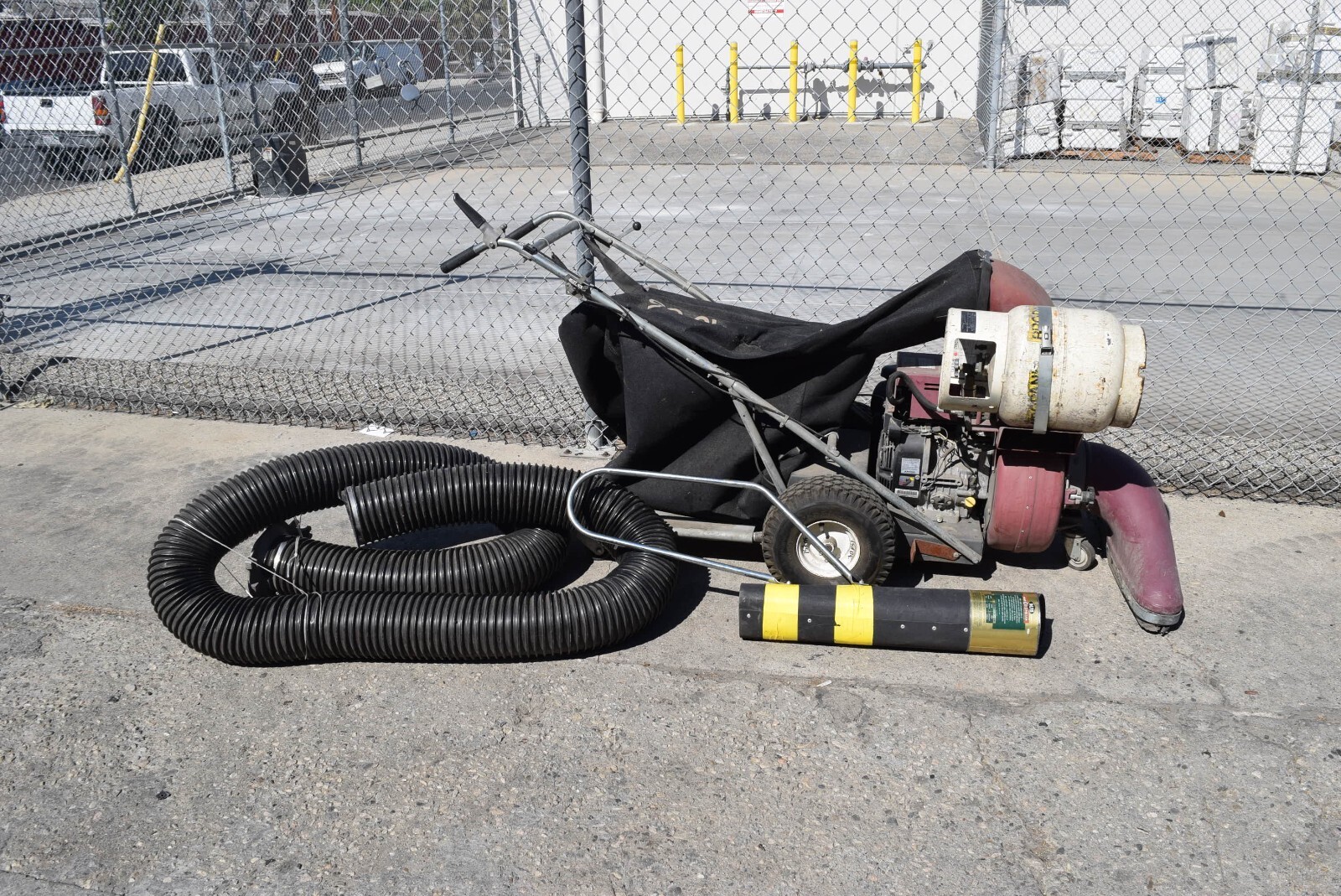 Parker Vac-35 Litter PROPANE Vacuum Indoor Warehouse ATTIC INSULATION REMOVAL