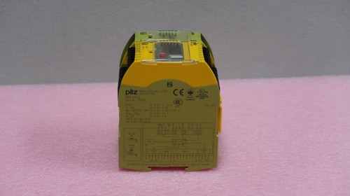 PILZ 772001 PNOZ mm0.1p & 772030 PNOZ mmc1p ETH Modules Lot - Picture 7 of 8
