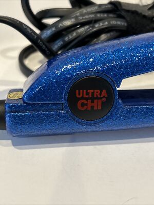 Chi Flat Iron sparkly blue CHI Digital Ceramic Hairstyling Iron Cosmic Ice | CHI Haircare main image 2