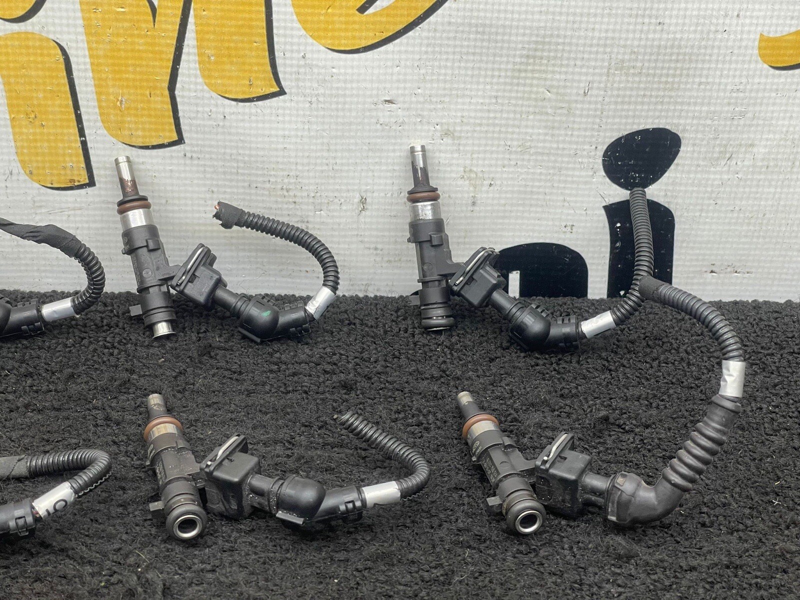 2008 Maserati Granturismo High-Pressure Fuel Injectors OEM