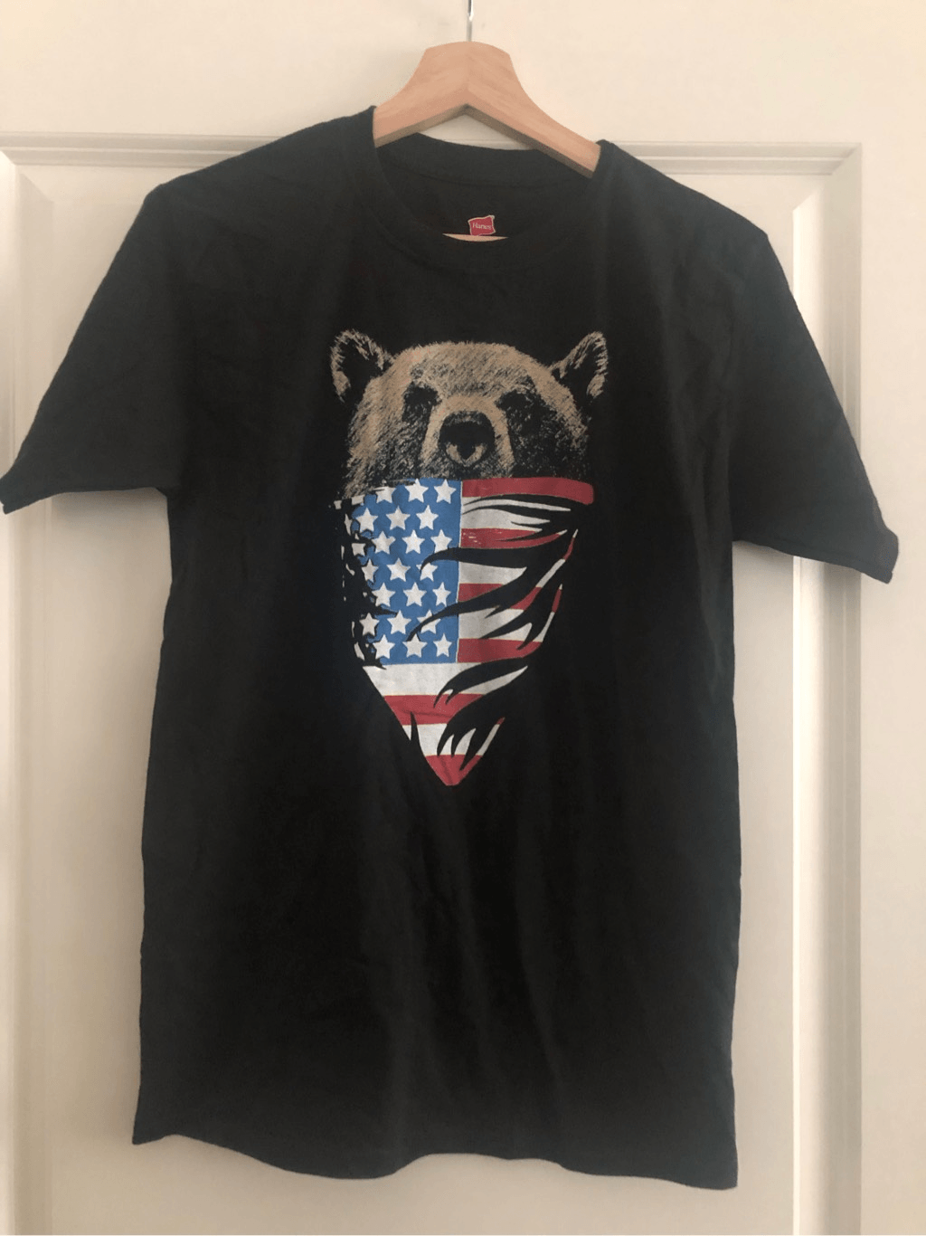Patriotic American Flag Bear Graphic Tee Small Size