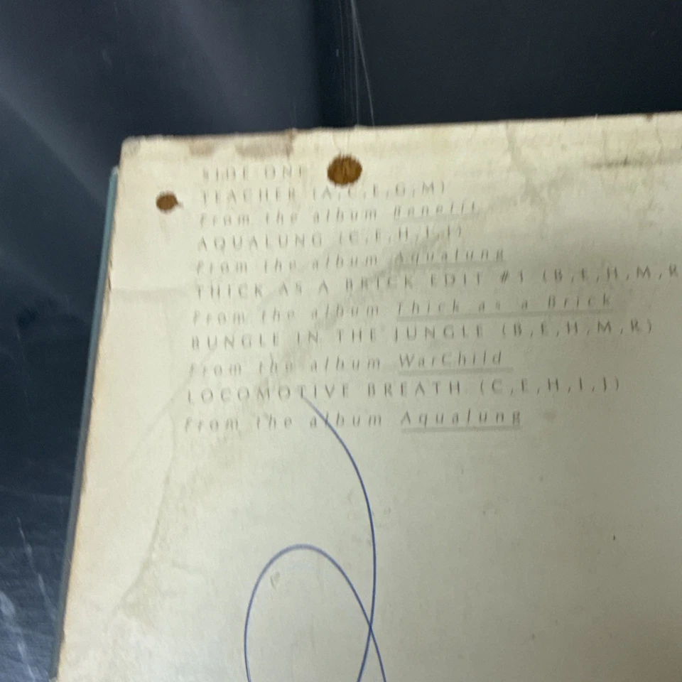 Jethro Tull ~ M.U. - The Best Of Jethro Tull ~ 1975 Compilation Vinyl Album - Image 3 of 4