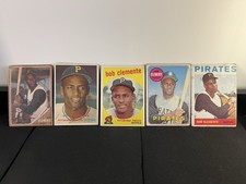 Topps 1968 Bob Clemente Pittsburgh Pirates MLB Card Lot - 5 Vintage Cards