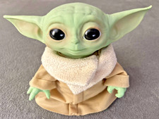 Star Wars The Mandalorian Baby Yoda Grogu Talking Plush by Hasbro F1115 