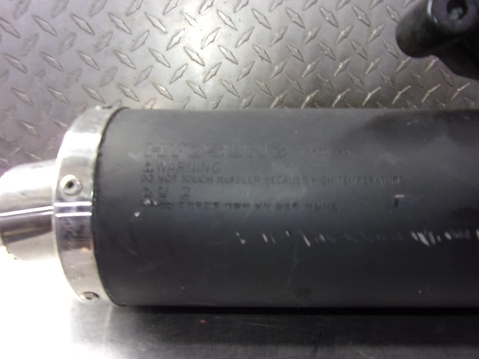 980 A HYOSUNG GT 650 R GT650R 2016 OEM EXHAUST MUFFLER PIPE HEADER SILENCER CAN Foto 2 de 4