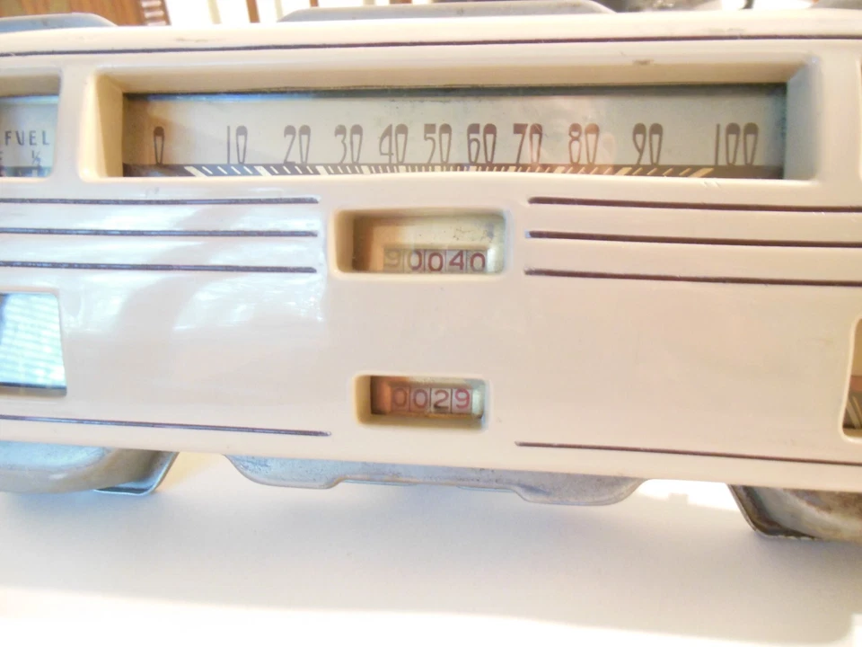 Conjunto de cuadro de instrumentos Ford Deluxe 1940 usado restaurado original 6 voltios Foto 2 de 4