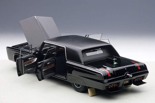 AUTOart Black Beauty della serie TV The Green Hornet 1:18 71546 - Foto 17 di 18